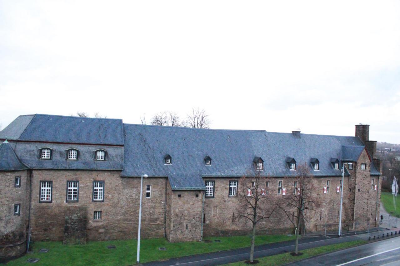 Hotel Am Schloss Broich Mülheim an der Ruhr Buitenkant foto